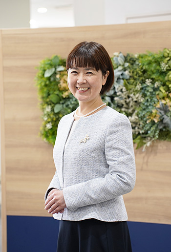 蓬 久美子